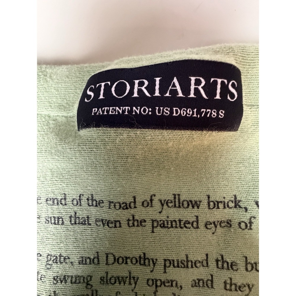 Storiarts Wizard of Oz Book Text Scarf Emerald City Literary Novel Green